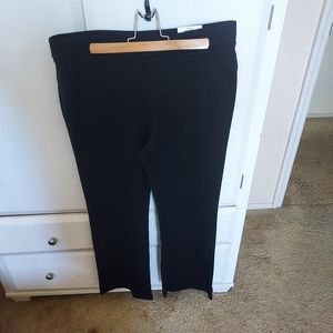 Style & co petite large ponte black pants